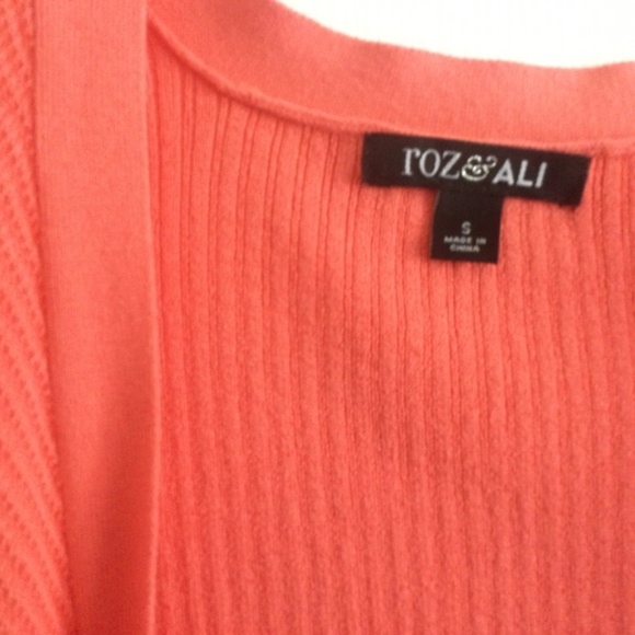 Roz & Ali peach cardigan - Picture 2 of 3